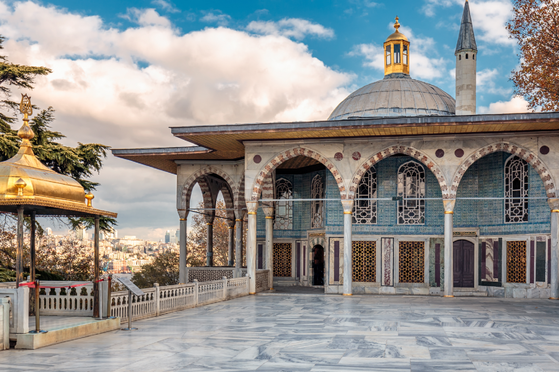 topkapi-palace-istanbul-view